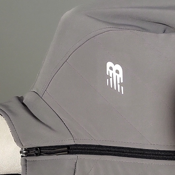 New Balance Gray Water Resistant Fleece Lined Soft Shell Jacket - Size M - Picture 3 of 6